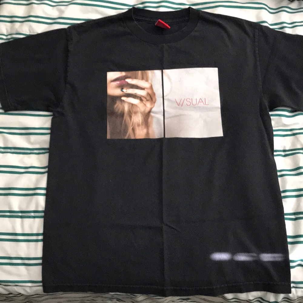 Visual T-shirt
